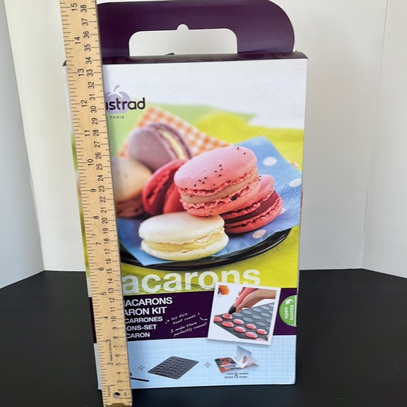 Mastrad Paris Macaron Kit - Picture 14 of 16